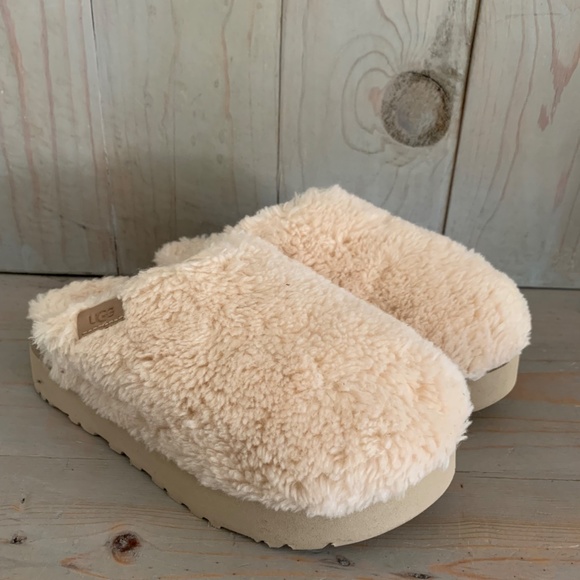 UGG FUZZ SUGAR CLOG SLIPPERS natural   womens us 11 NEW - Picture 8 of 12